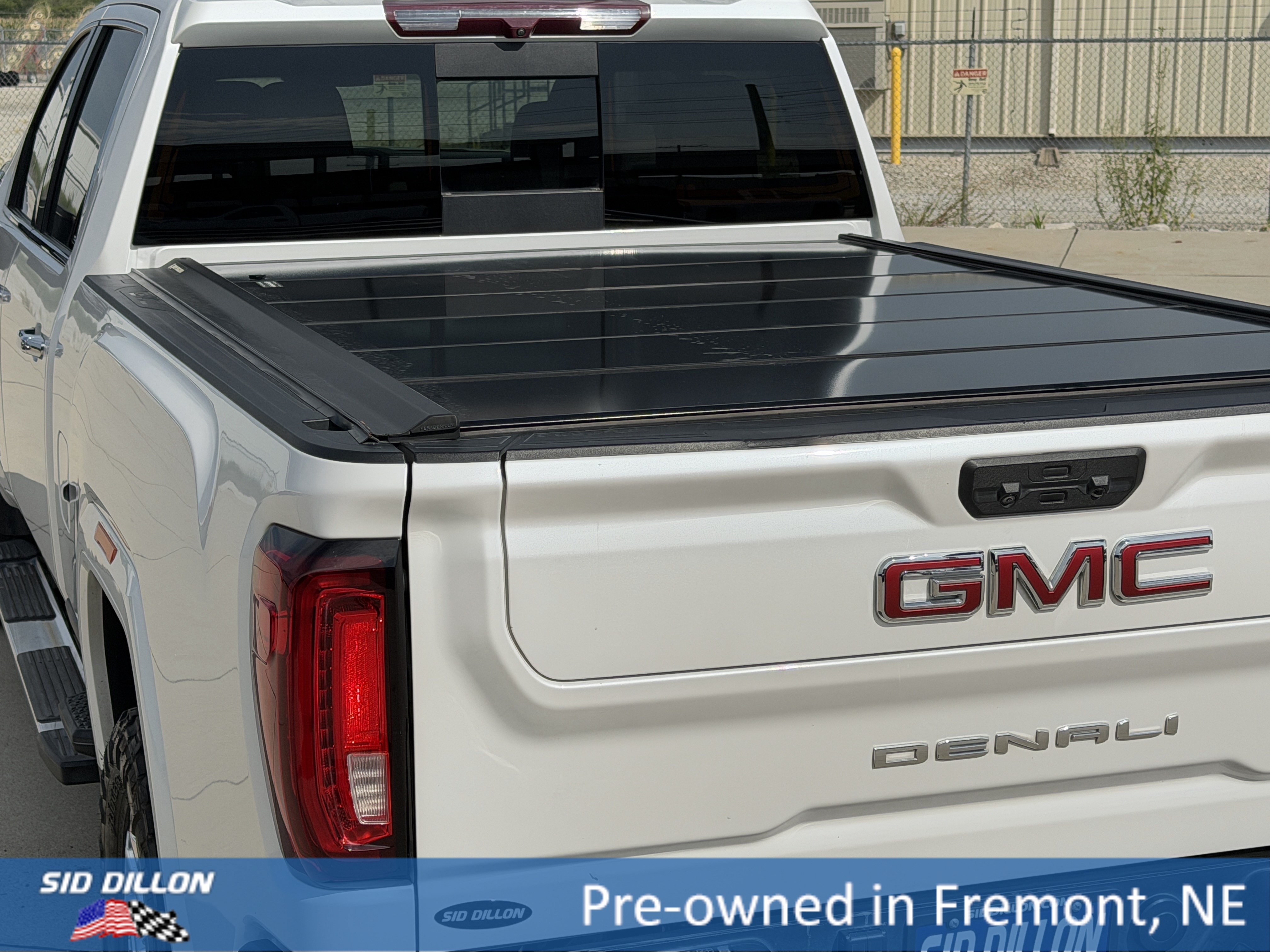 Used 2021 GMC Sierra 2500 Denali AWD/4WD image 5