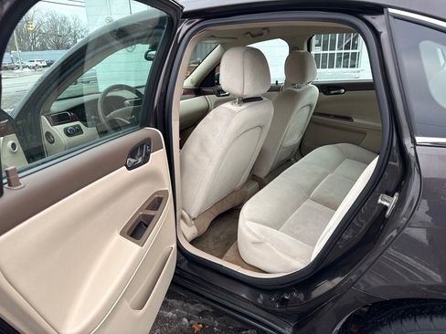 Used 2008 Chevrolet Impala LT image 12