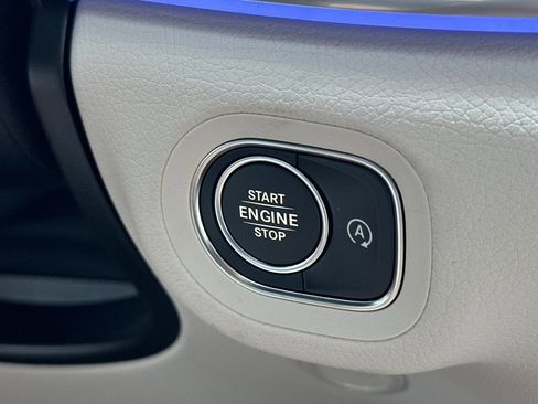 New 2026 Mercedes-Benz GLE 580 4MATIC image 29