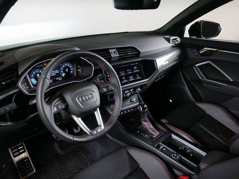 Certified 2025 Audi Q3 2.0T Premium Plus w/ Premium Plus Package AWD/4WD image 3