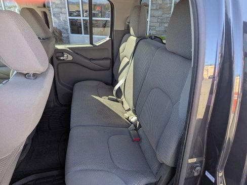 Used 2013 Nissan Frontier SV w/ SV Value Truck Pkg image 19