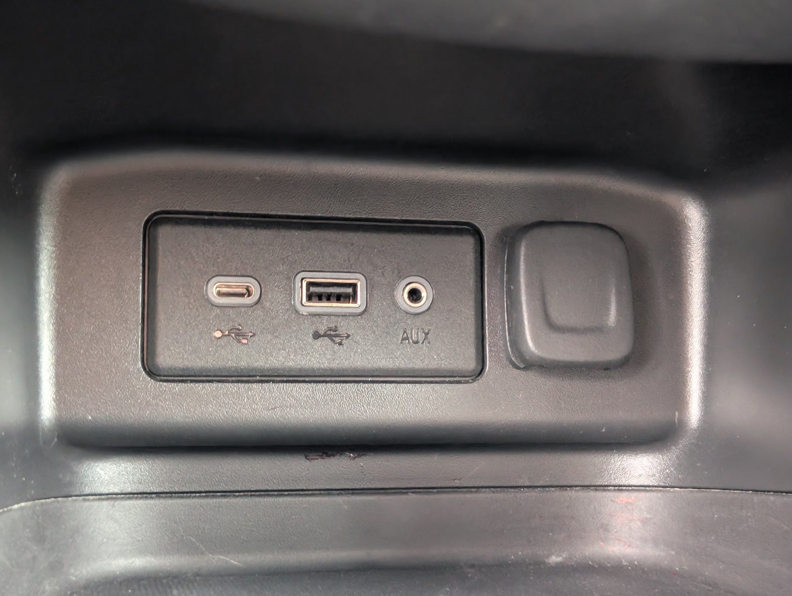 Used 2020 Chevrolet Equinox LT AWD/4WD image 26