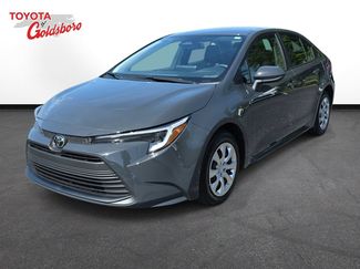 Used 2026 Toyota Corolla LE FWD video 1