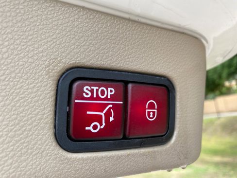 Used 2015 Mercedes-Benz ML 350 2WD w/ Premium 1 Package image 13