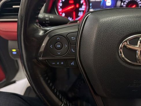 Used 2021 Toyota Camry XSE image 17