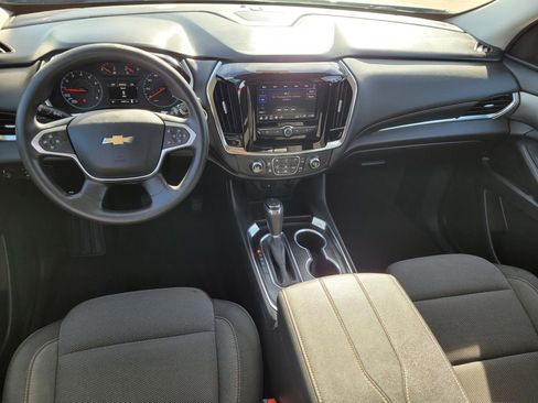 Used 2020 Chevrolet Traverse LS image 17