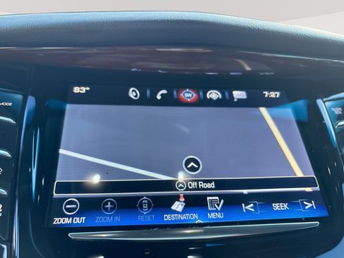 Used 2017 Cadillac Escalade Luxury AWD/4WD image 20