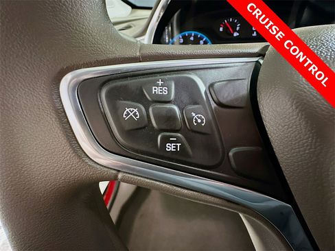 Used 2016 Chevrolet Malibu LT image 33