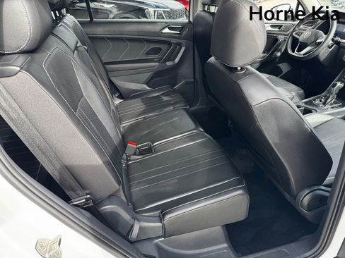 Used 2022 Volkswagen Tiguan SE image 26