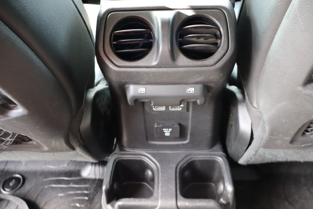 Used 2020 Jeep Gladiator Rubicon AWD/4WD image 34
