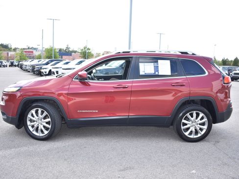 Used 2015 Jeep Cherokee Limited image 6