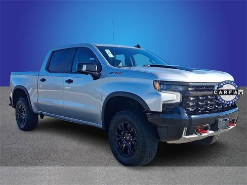 Used 2022 Chevrolet Silverado 1500 ZR2 w/ Technology Package image 3