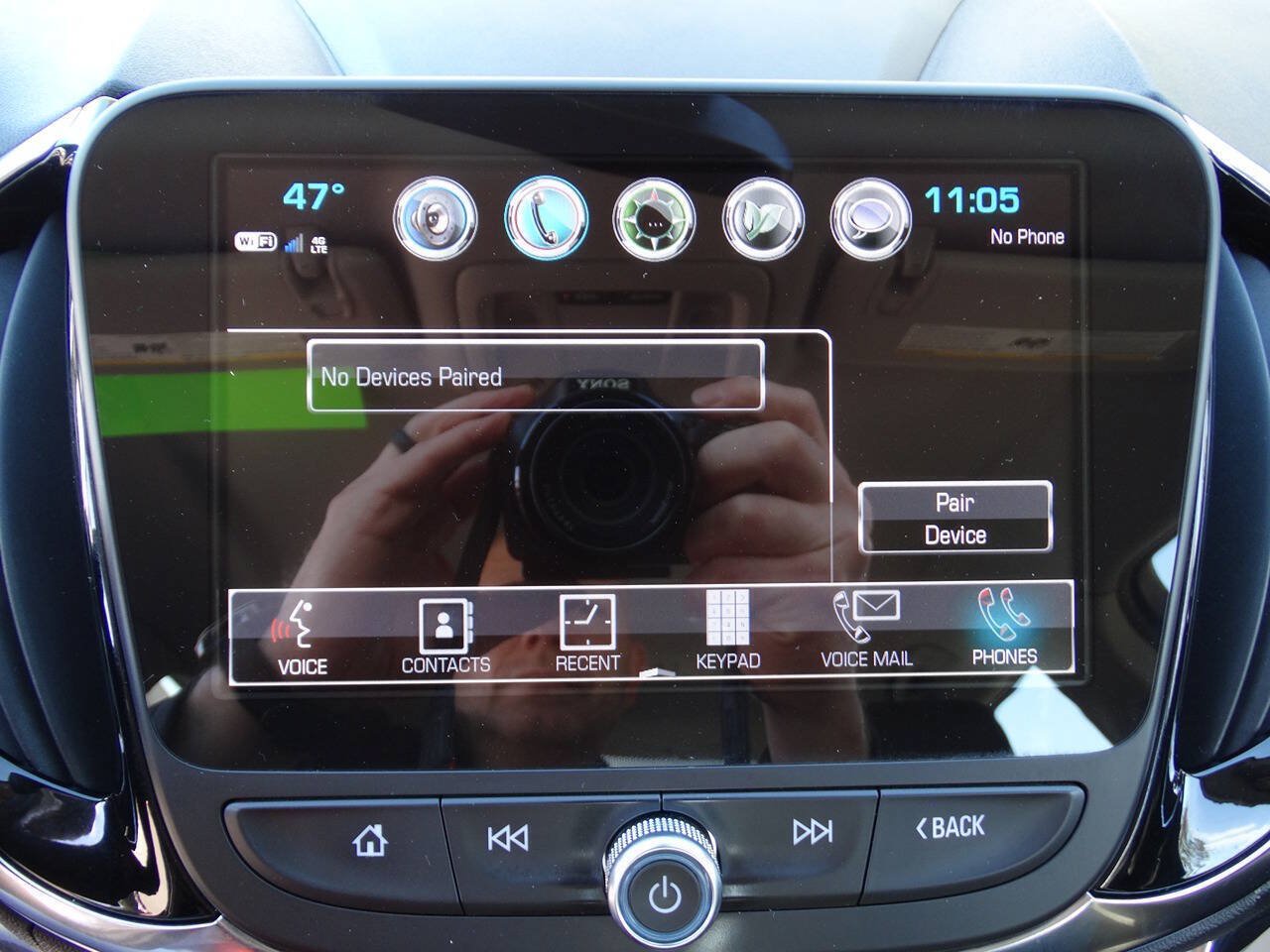 Used 2018 Chevrolet Volt Premier FWD image 17