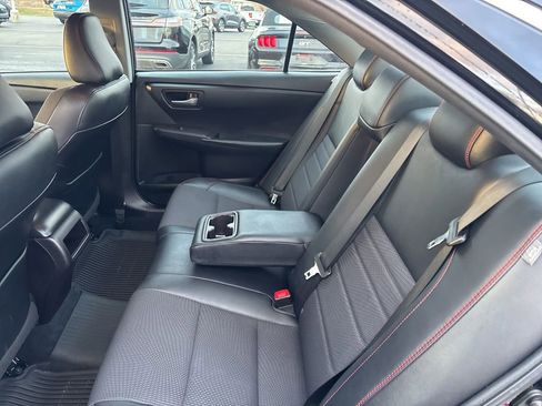 Used 2017 Toyota Camry SE image 26