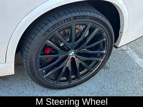Used 2022 BMW X5 sDrive40i w/ M Sport Package RWD image 15