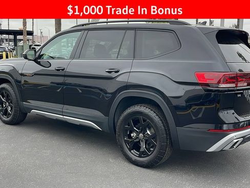 New 2025 Volkswagen Atlas Peak Edition SE AWD/4WD image 11