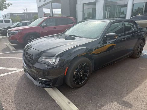 Used 2023 Chrysler 300 Touring L w/ Popular Equipment Group AWD/4WD image 30
