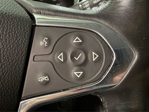 Used 2019 Chevrolet Traverse Premier image 20