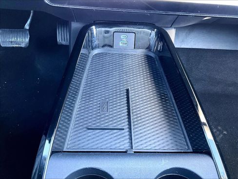 Used 2021 Ford Mustang Mach-E Premium image 26