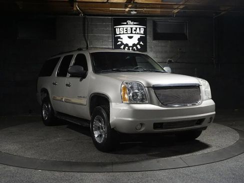 Used 2007 GMC Yukon XL SLE AWD/4WD image 8
