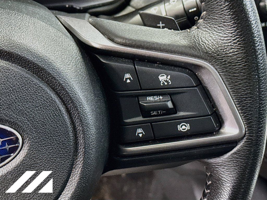 Used 2025 Subaru Outback Premium AWD/4WD image 13
