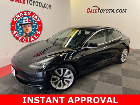 Used 2018 Tesla Model 3 Mid Range image 1
