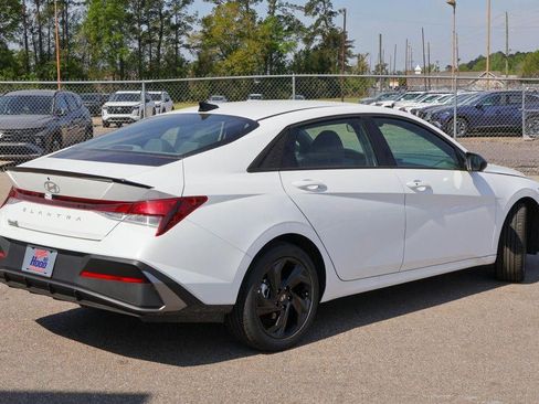 New 2026 Hyundai Elantra Sport image 25
