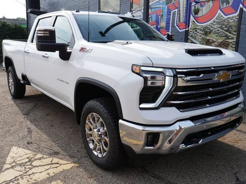 New 2026 Chevrolet Silverado 2500 LTZ w/ LTZ Plus Package AWD/4WD image 44