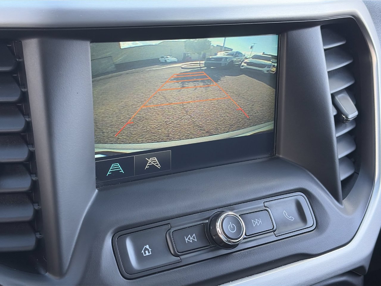 Used 2017 GMC Acadia SLE FWD image 25
