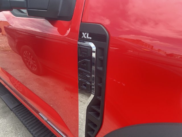 Used 2026 Ford F450 XL w/ XL Chrome Package AWD/4WD image 4