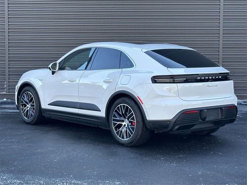 New 2025 Porsche Macan 4S Electric image 3