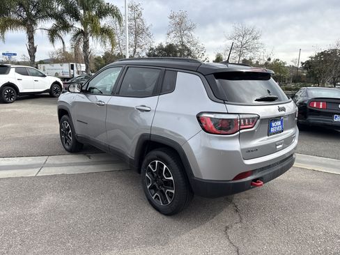 Used 2020 Jeep Compass Trailhawk image 3