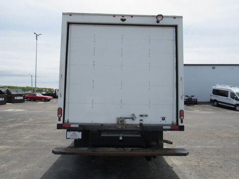 Used 2024 Chevrolet Express 3500 w/ Power Convenience Package RWD image 4