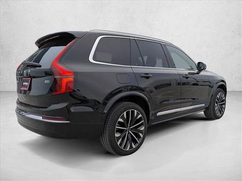 New 2026 Volvo XC90 B5 Plus w/ Protection Package image 2