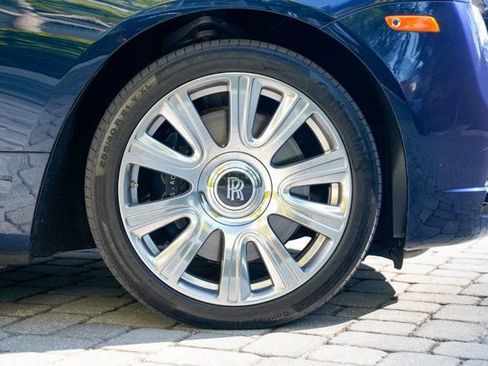 Used 2016 Rolls-Royce Dawn image 34