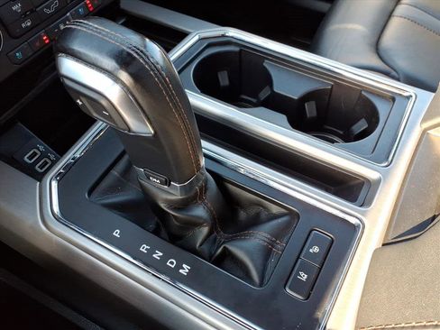 Used 2020 Ford F150 Platinum w/ Equipment Group 701A Luxury image 21