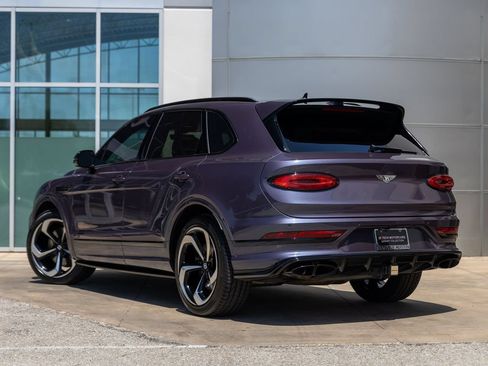 Certified 2023 Bentley Bentayga AWD/4WD image 3