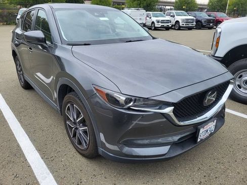 Used 2018 MAZDA CX-5 Touring w/ Preferred Equipment Package FWD image 1