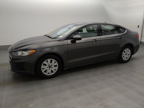 Used 2020 Ford Fusion S FWD image 2