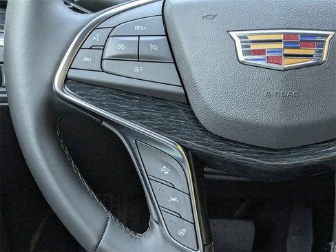 Certified 2025 Cadillac XT5 Premium Luxury image 31