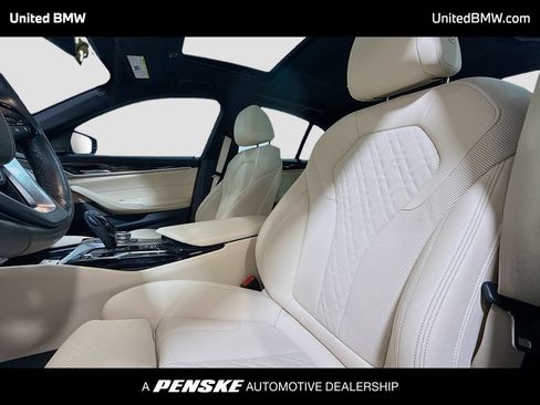Used 2022 BMW 540i xDrive AWD/4WD image 5