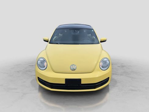 Used 2012 Volkswagen Beetle 2.5 FWD image 3