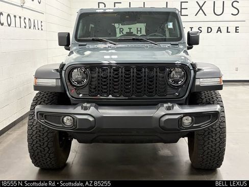 Used 2024 Jeep Wrangler Willys AWD/4WD image 6