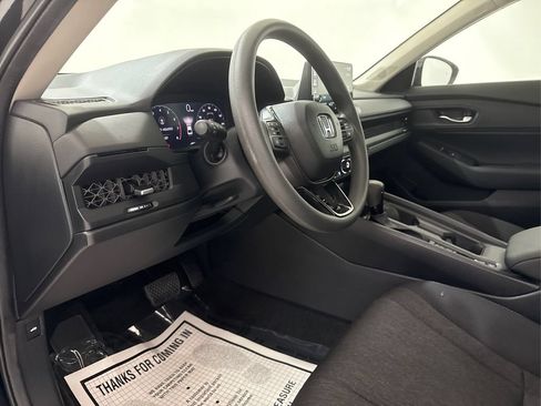 Used 2026 Honda Accord SE image 31