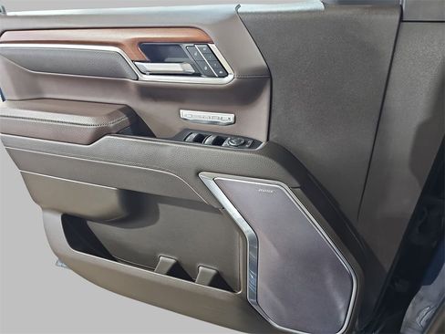 Certified 2023 GMC Sierra 1500 Denali w/ Denali Reserve Package image 32