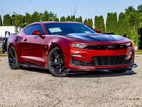 Used 2023 Chevrolet Camaro SS RWD image 38