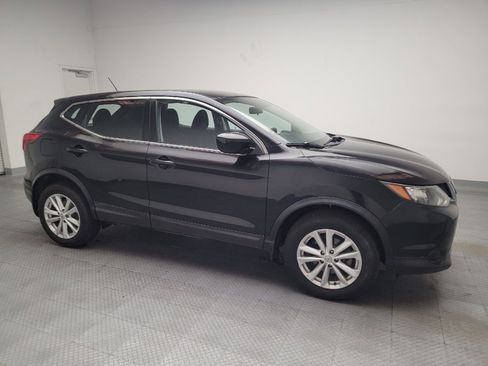 Used 2018 Nissan Rogue Sport S w/ S Appearance Package image 11