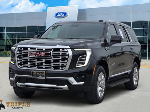 Used 2025 GMC Yukon Denali AWD/4WD image 2