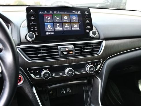 Used 2022 Honda Accord Touring image 21