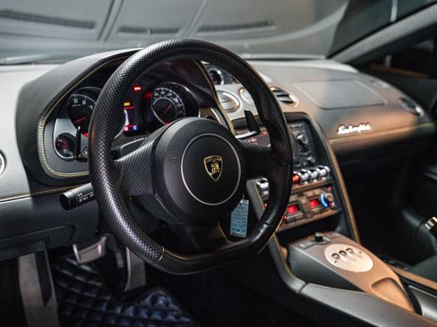 Used 2011 Lamborghini Gallardo LP 560-4 AWD/4WD image 6